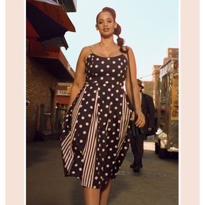 ModCloth Celebrated Style fit and flare sz 12 NWT